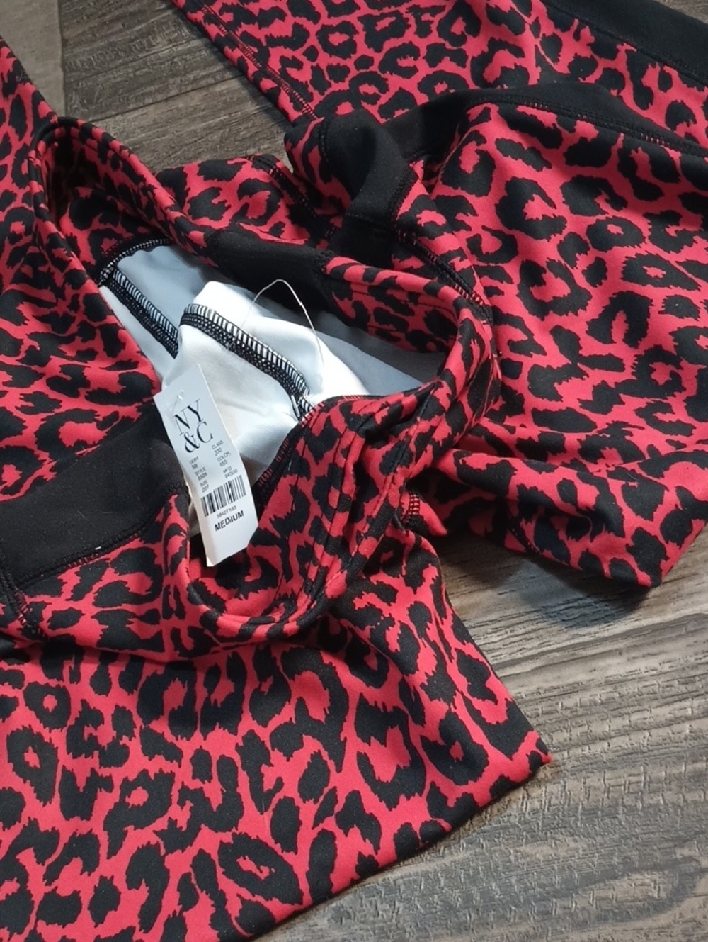 New York & Company Leopard Print Leggings - Picture 5 of 11
